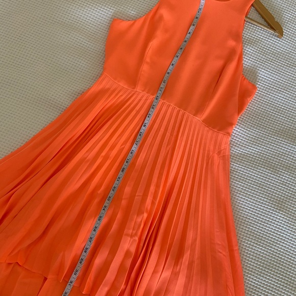 Pleated midi dress - Picture 5 of 5